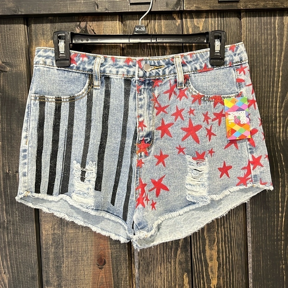 NWT Birds of Prey Shorts M Harley Quinn Stars & Stripes Cutoffs Denim Festival